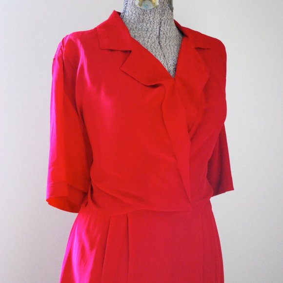 100% Silk Cherry Red Collared Dress - Picture 4 of 12